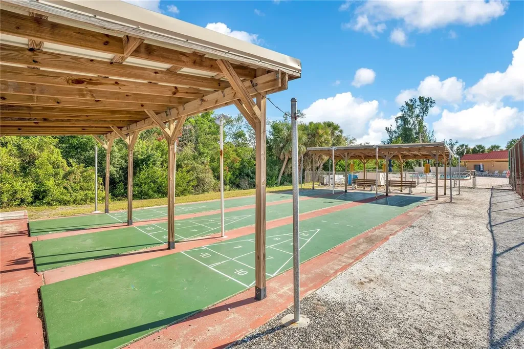 4013 Catalina Drive Bradenton FL 34210