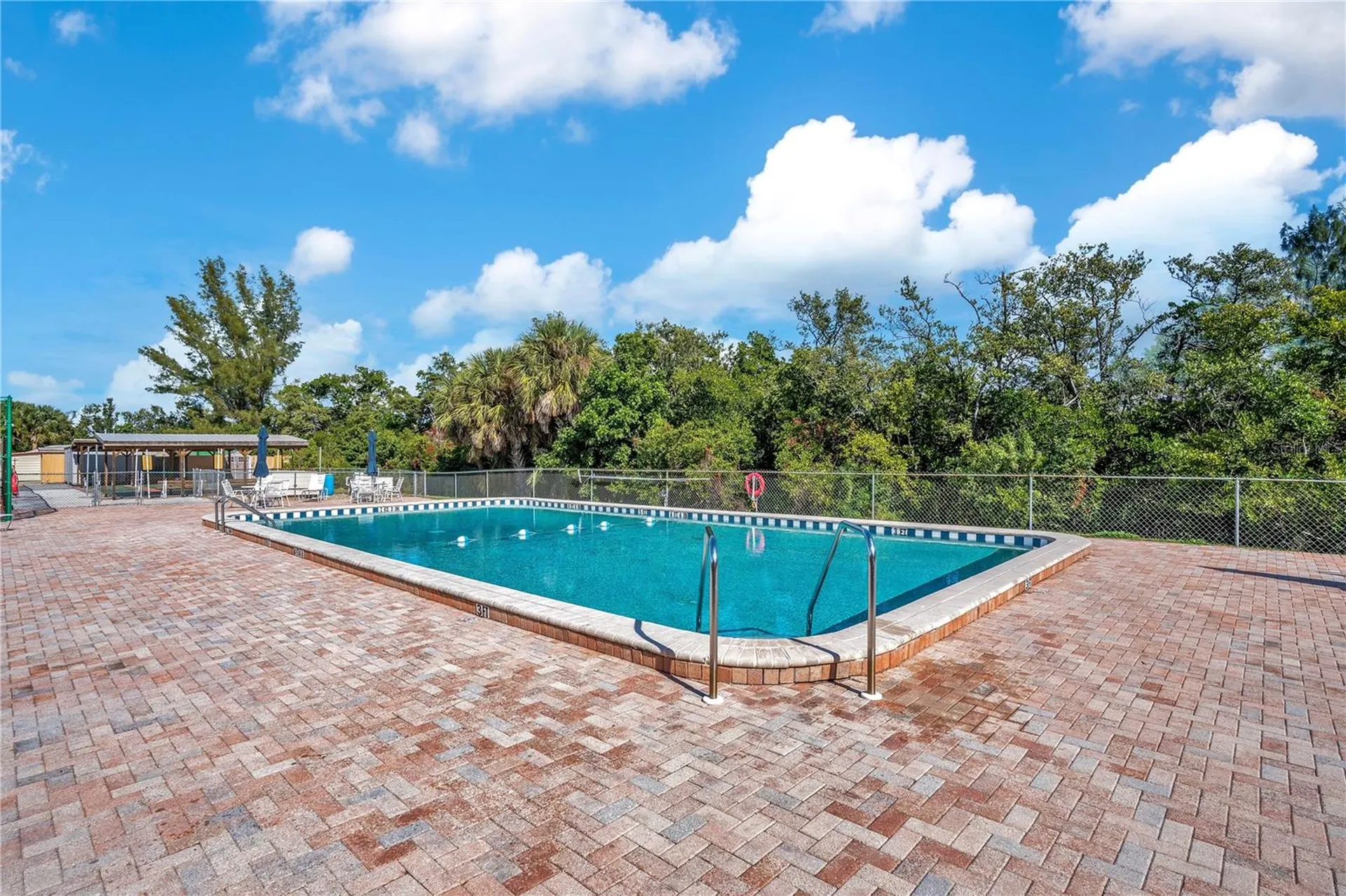4013 Catalina Drive Bradenton FL 34210