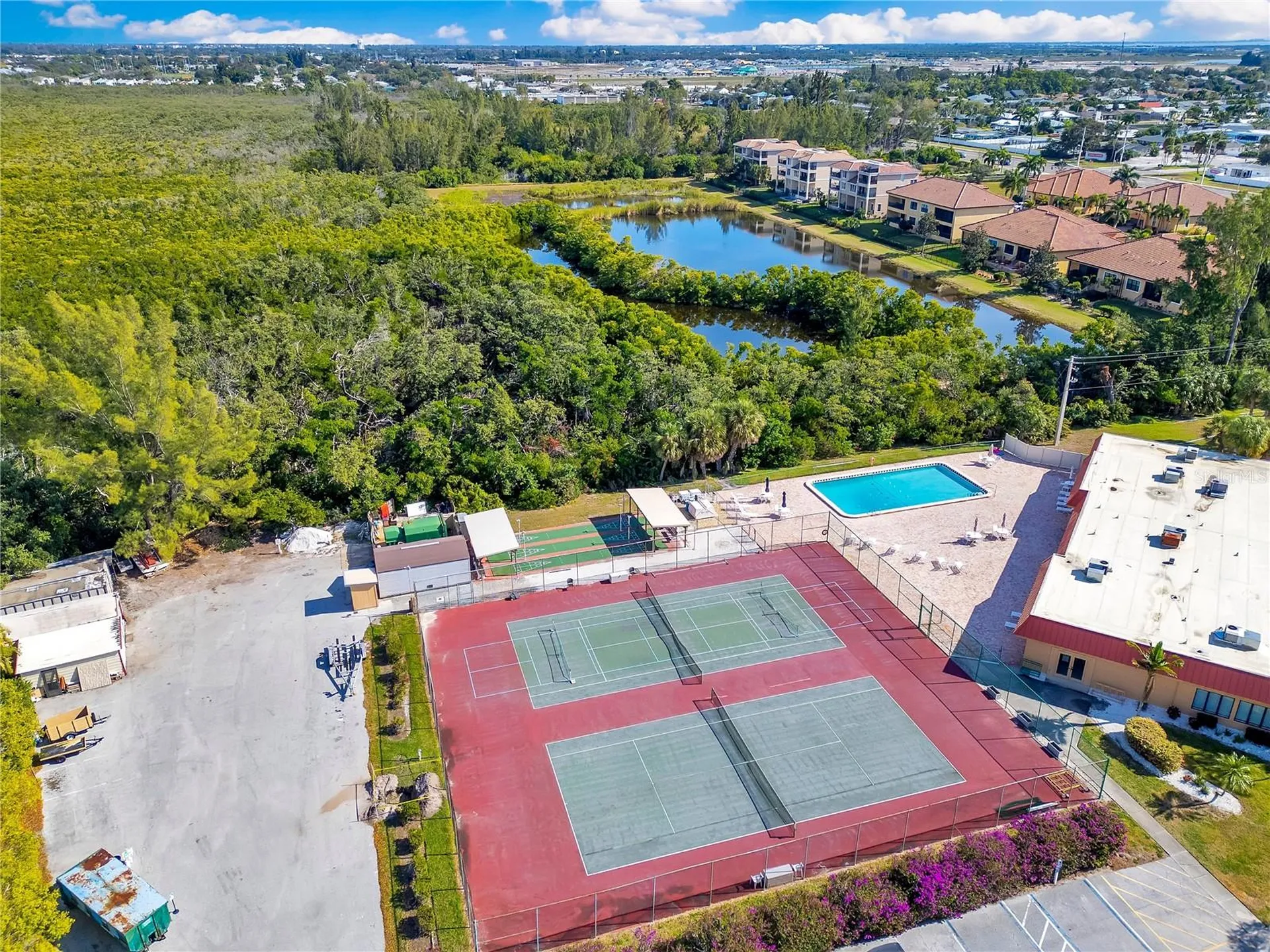 4013 Catalina Drive Bradenton FL 34210