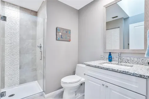 4013 Catalina Drive Bradenton FL 34210