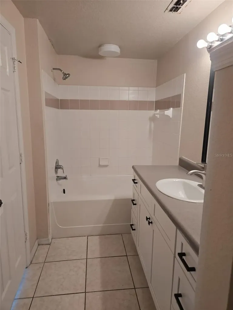 3701 Castle Pines Lane Orlando FL 32839