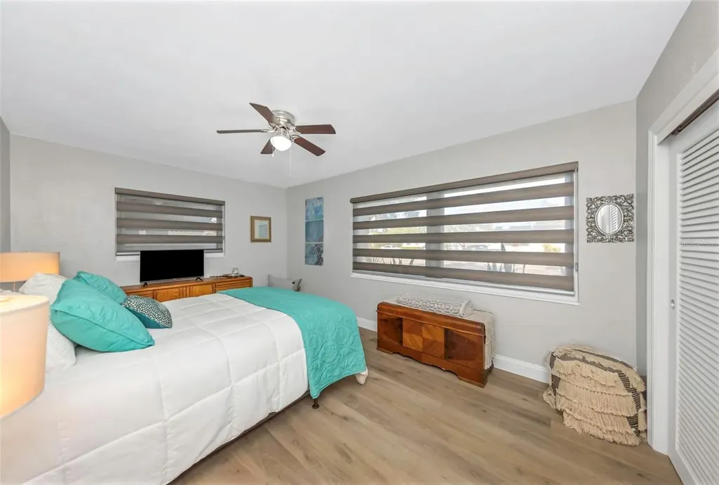 6644 Gulfport Boulevard S South Pasadena FL 33707