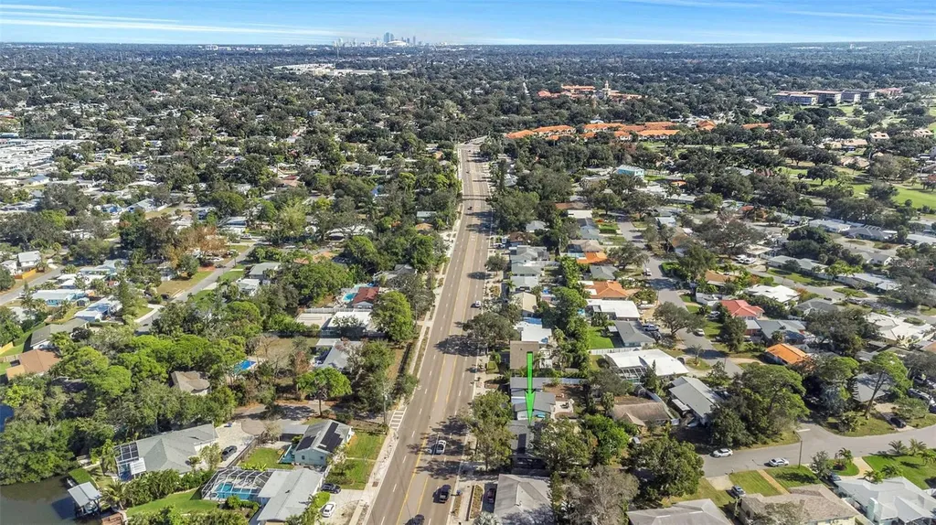 6644 Gulfport Boulevard S South Pasadena FL 33707