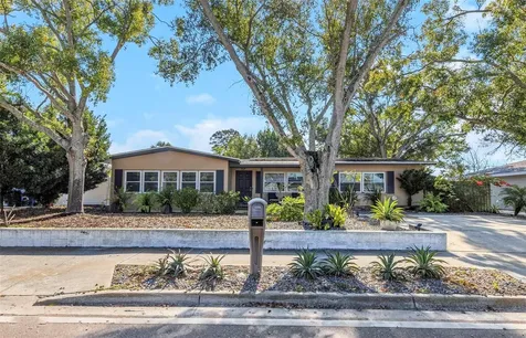 6644 Gulfport Boulevard S South Pasadena FL 33707