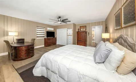 6644 Gulfport Boulevard S South Pasadena FL 33707