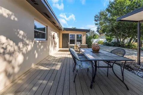 6644 Gulfport Boulevard S South Pasadena FL 33707