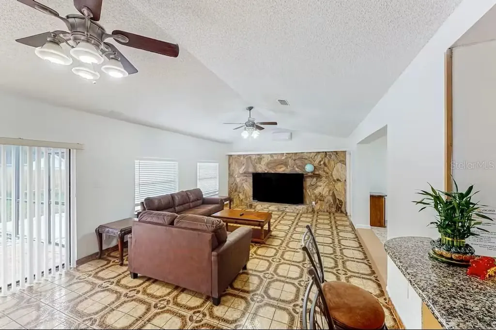 6223 Travis Boulevard Tampa FL 33610