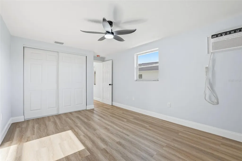 9821 Lakeside Lane Port Richey FL 34668