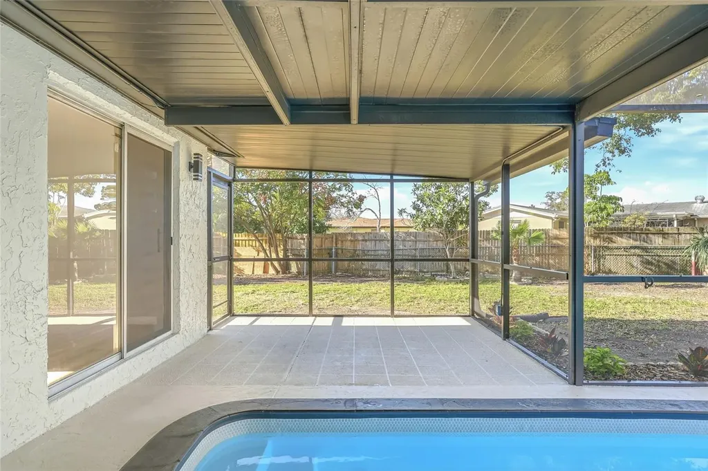 9821 Lakeside Lane Port Richey FL 34668