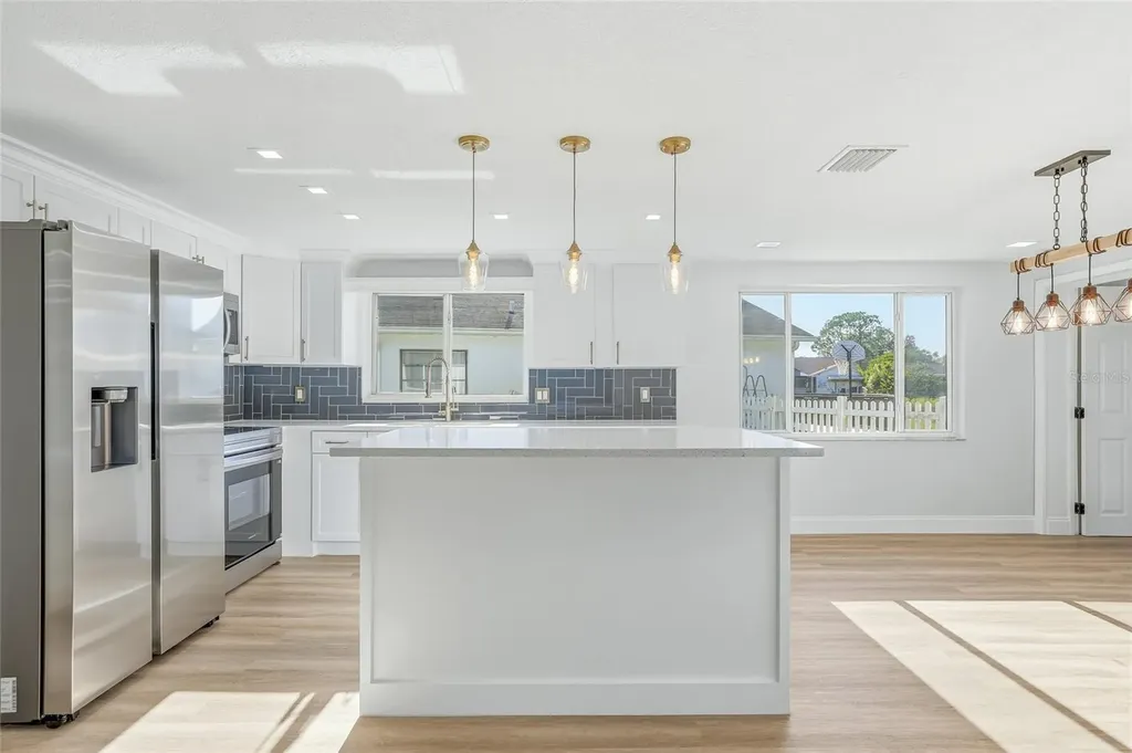 9821 Lakeside Lane Port Richey FL 34668