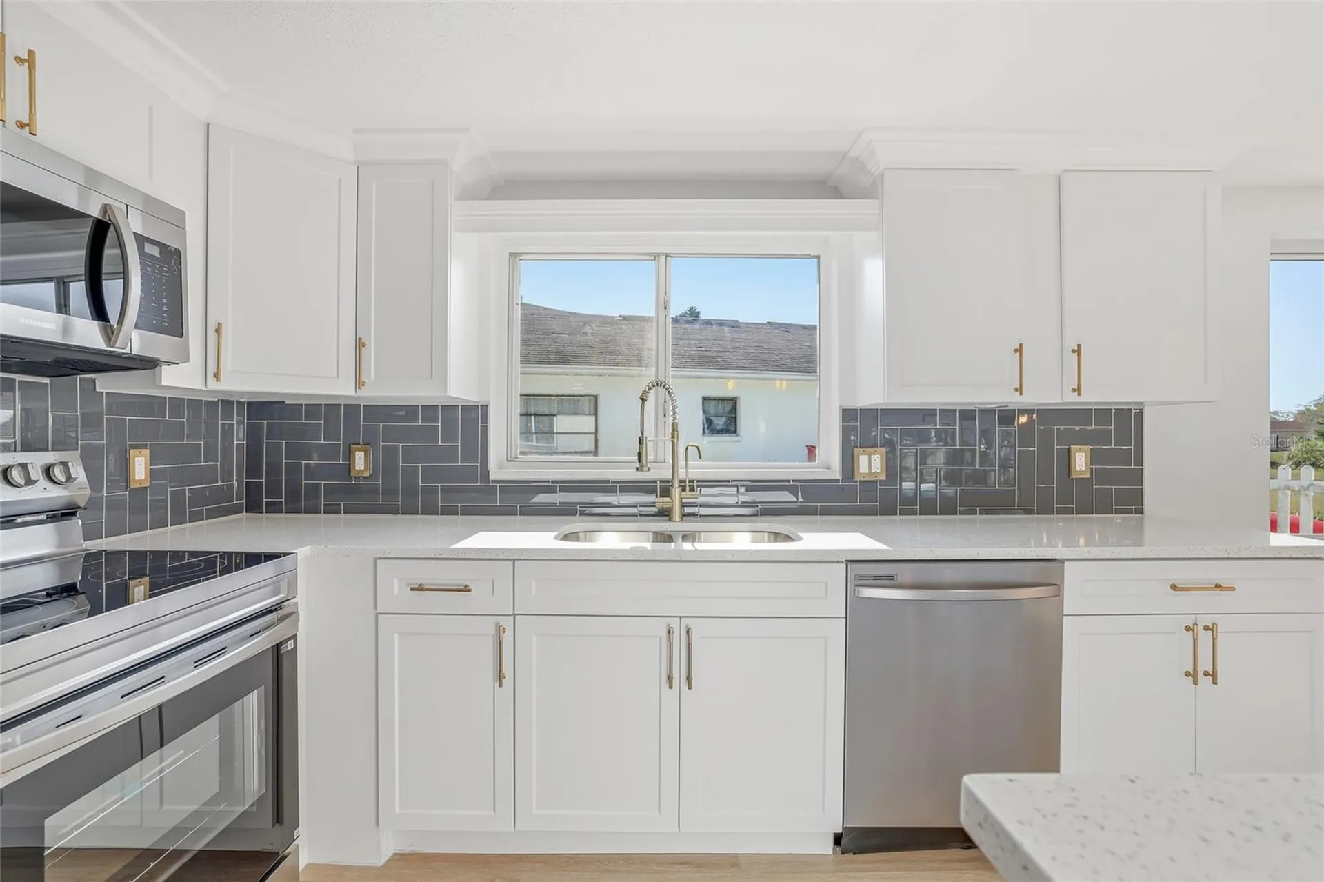 9821 Lakeside Lane Port Richey FL 34668