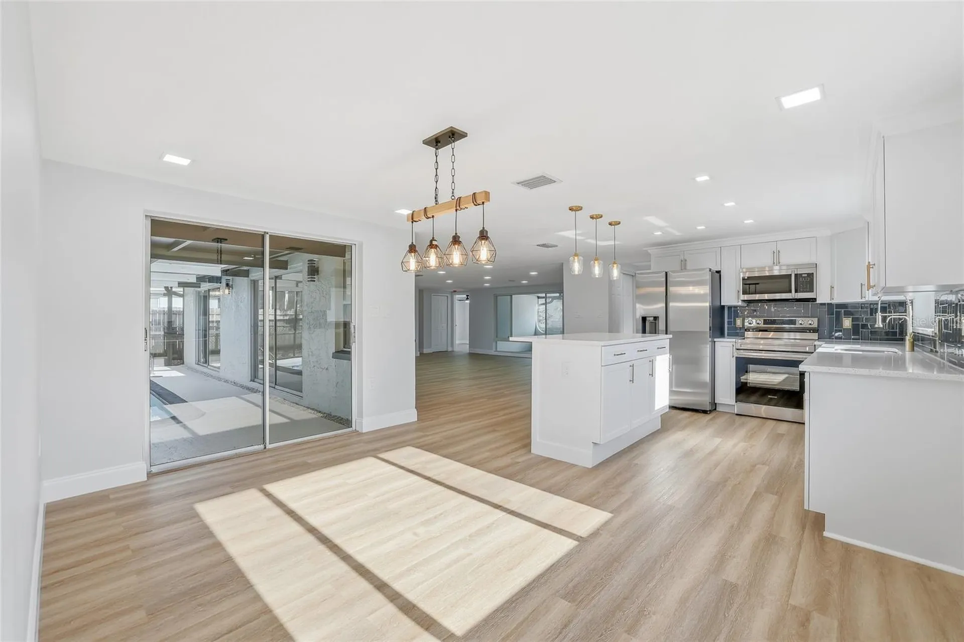 9821 Lakeside Lane Port Richey FL 34668