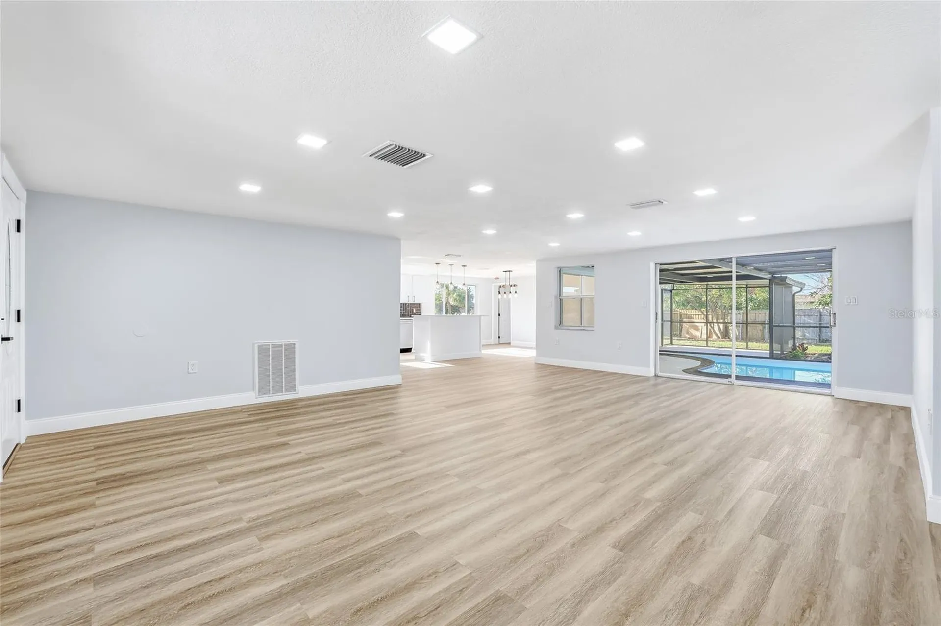 9821 Lakeside Lane Port Richey FL 34668