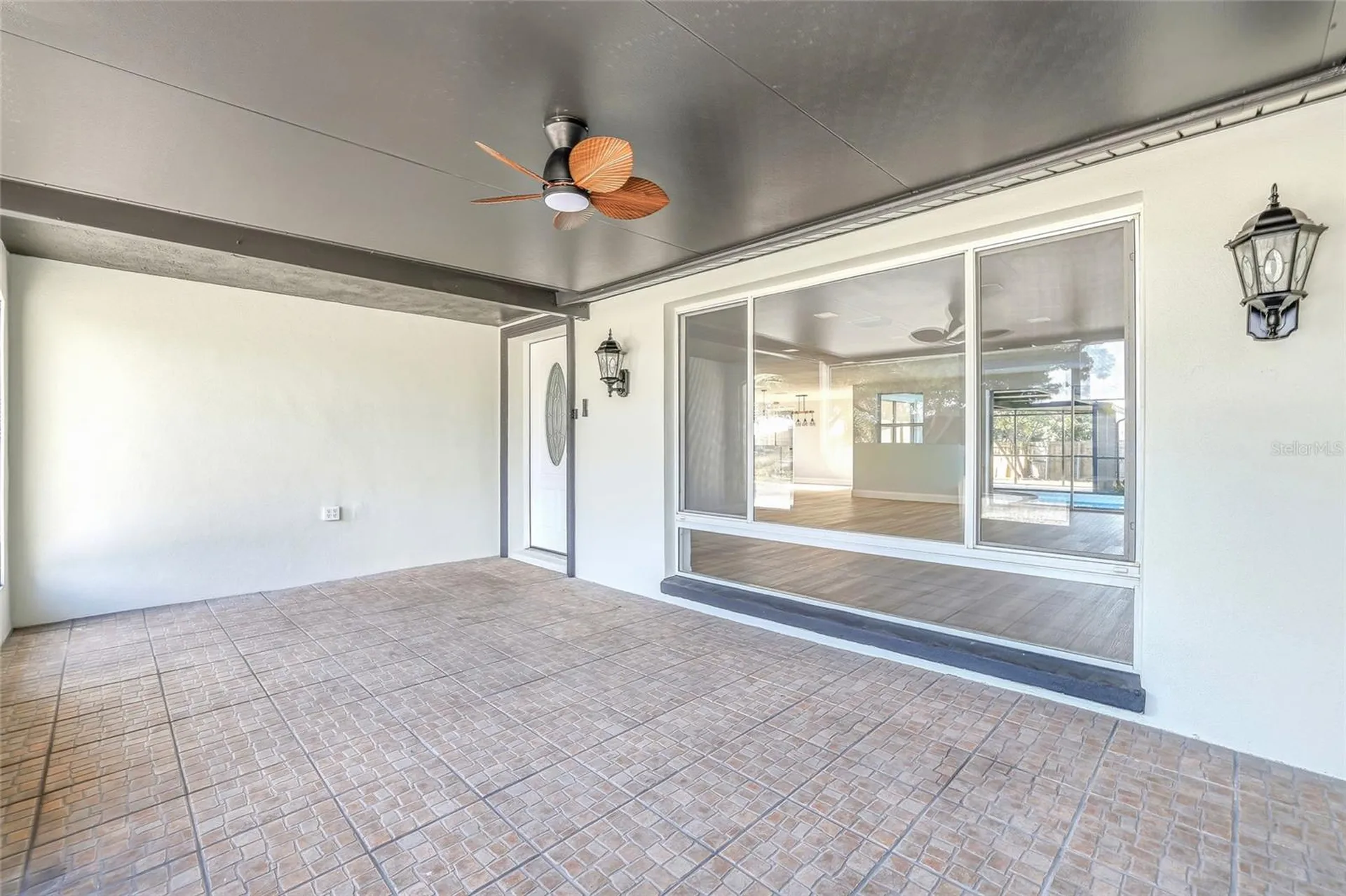 9821 Lakeside Lane Port Richey FL 34668