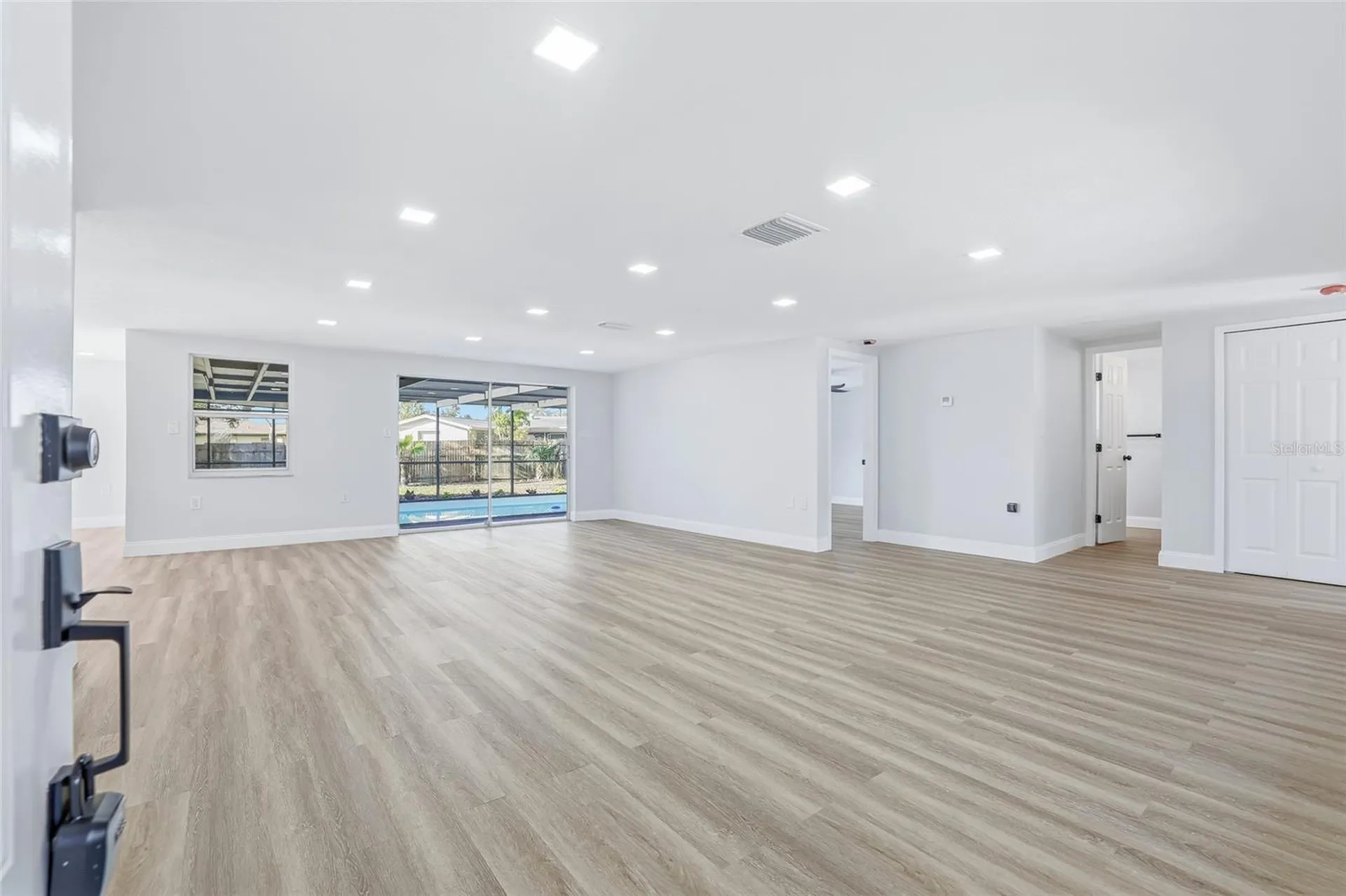 9821 Lakeside Lane Port Richey FL 34668