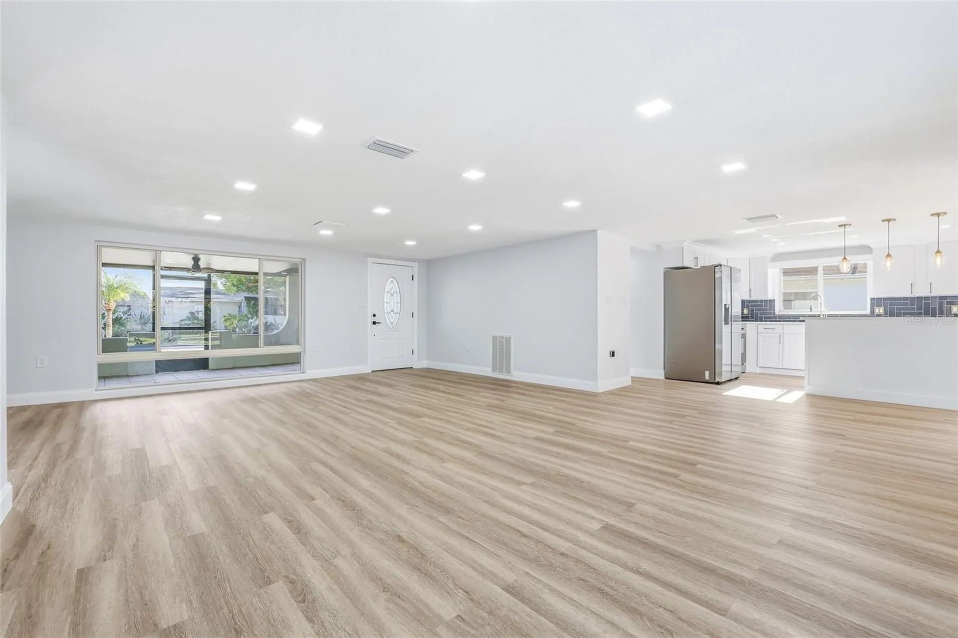 9821 Lakeside Lane Port Richey FL 34668