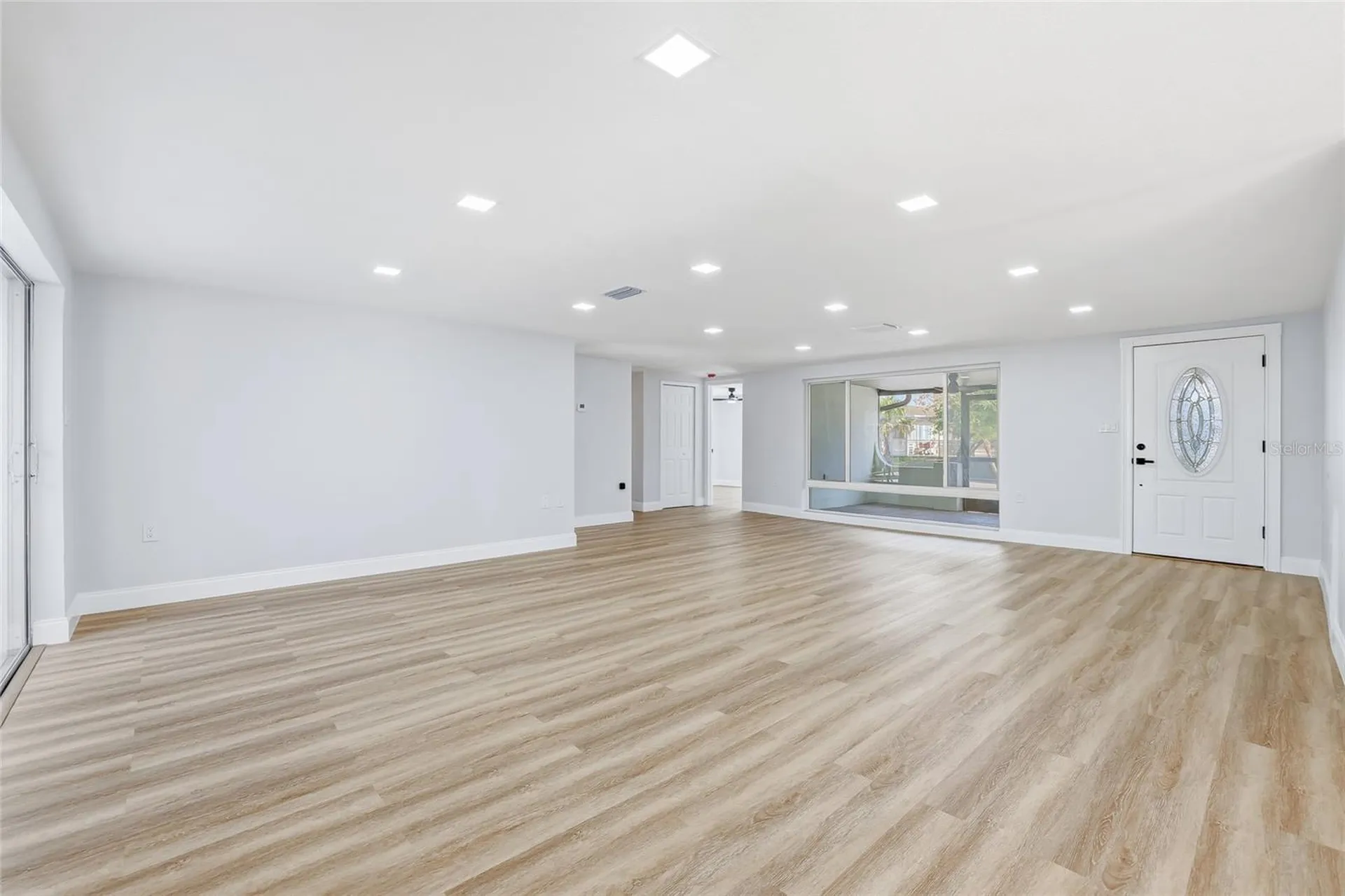 9821 Lakeside Lane Port Richey FL 34668