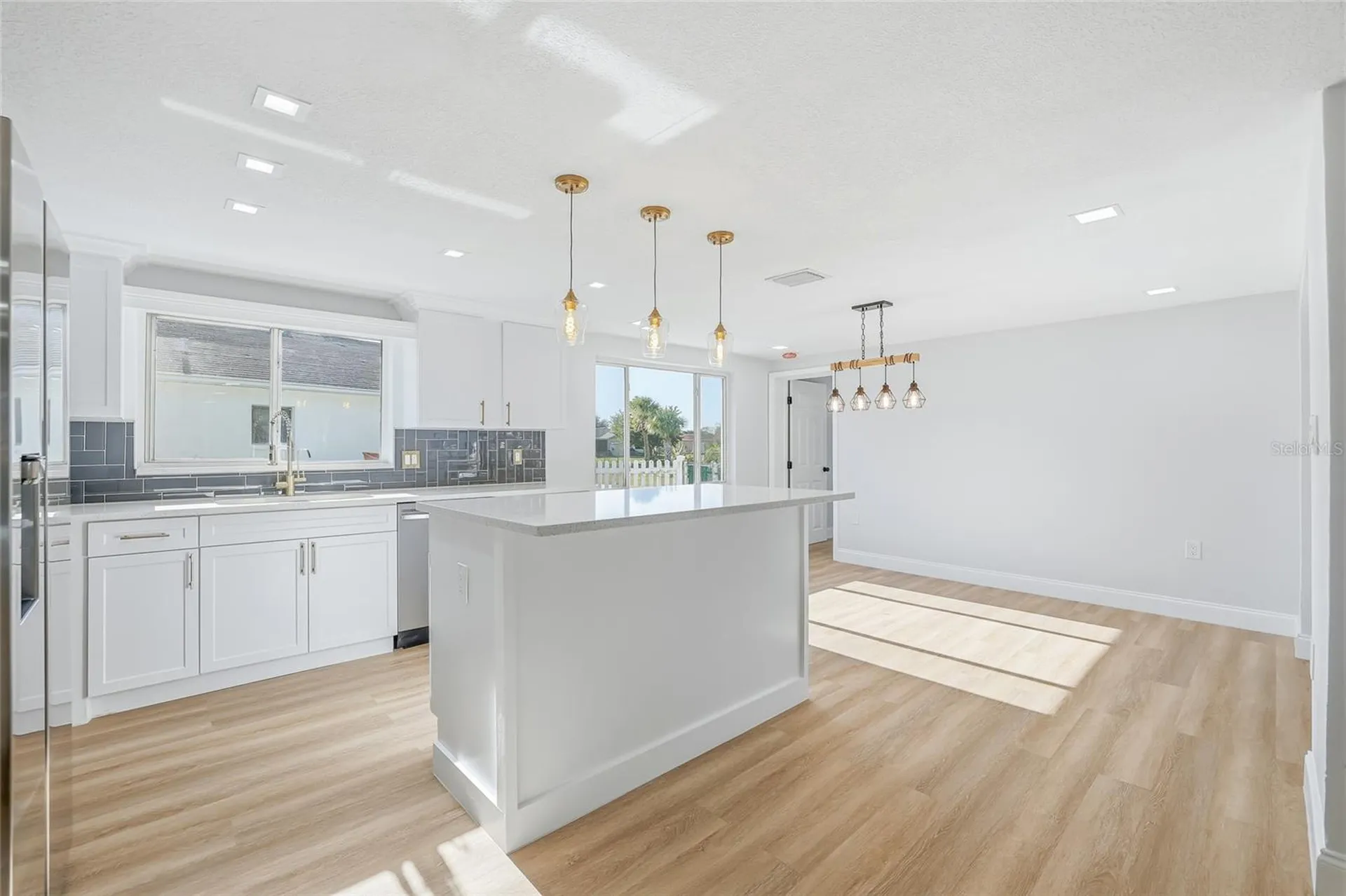 9821 Lakeside Lane Port Richey FL 34668