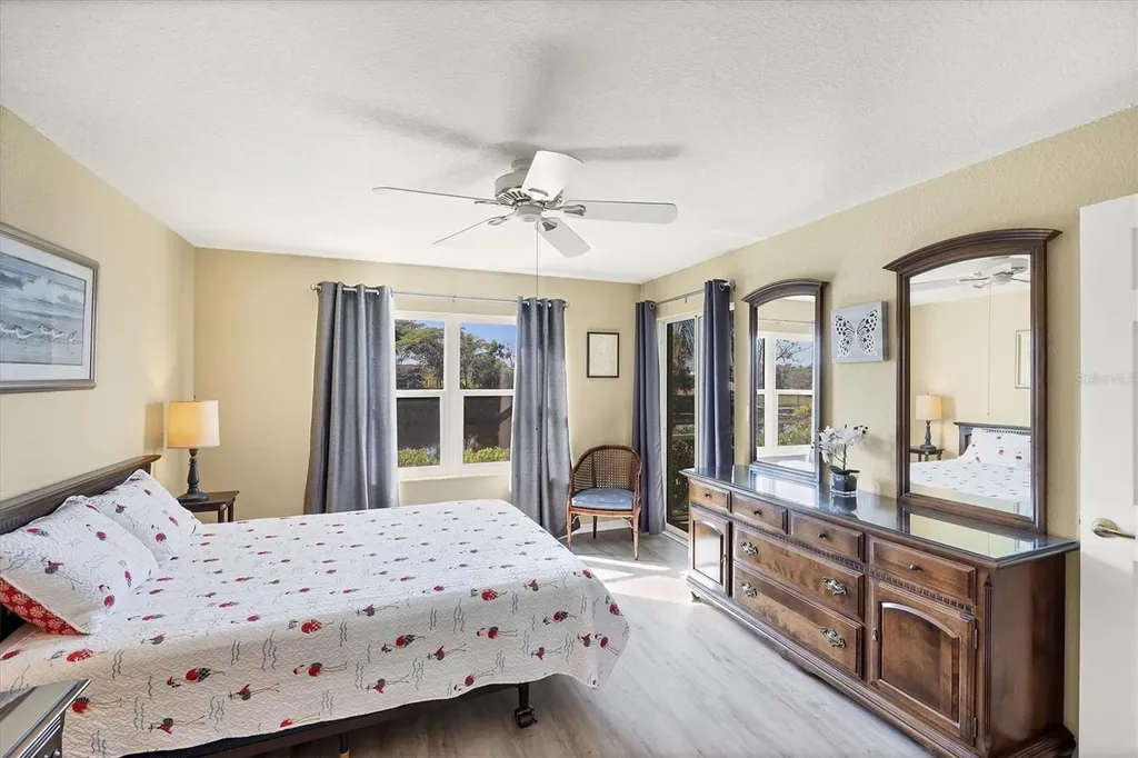 5725 Greenwood Avenue North Port FL 34287