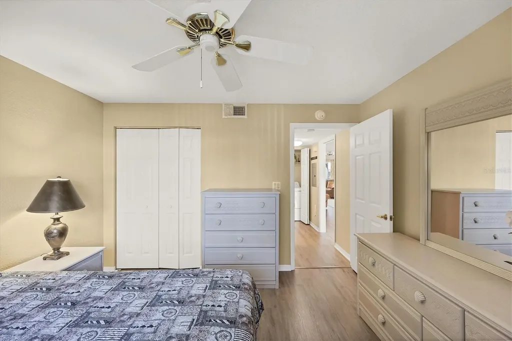 5725 Greenwood Avenue North Port FL 34287