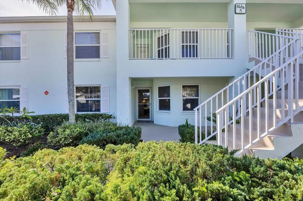 5725 Greenwood Avenue North Port FL 34287