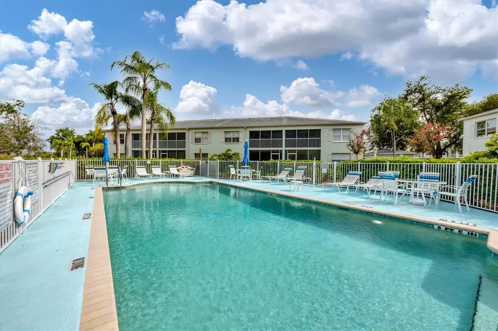 5725 Greenwood Avenue North Port FL 34287
