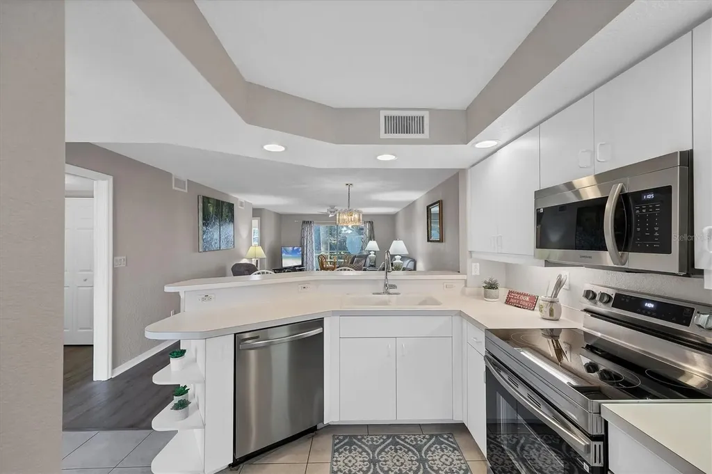 5725 Greenwood Avenue North Port FL 34287