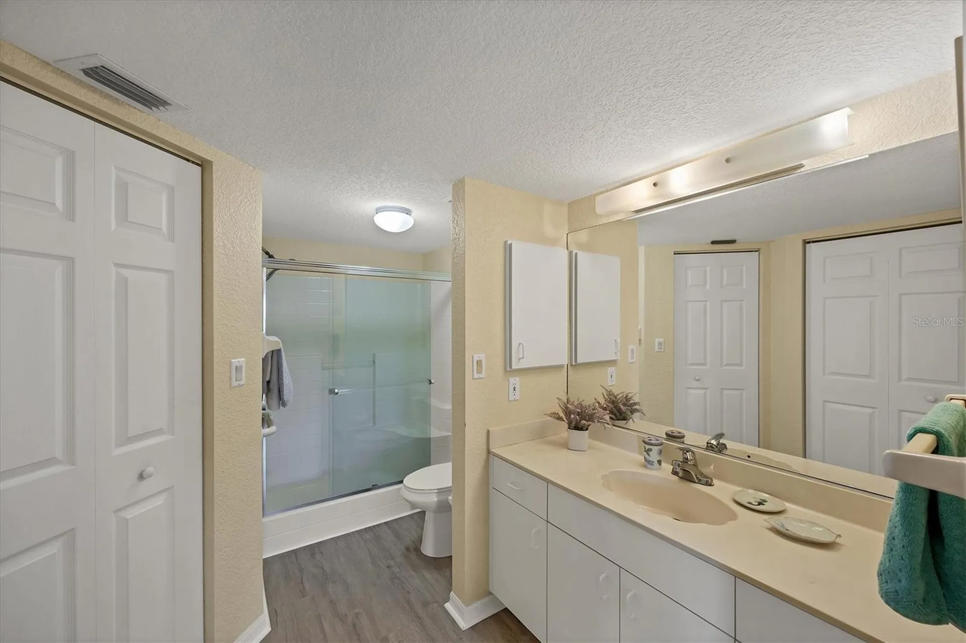 5725 Greenwood Avenue North Port FL 34287