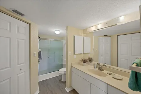 5725 Greenwood Avenue North Port FL 34287