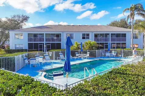 5725 Greenwood Avenue North Port FL 34287