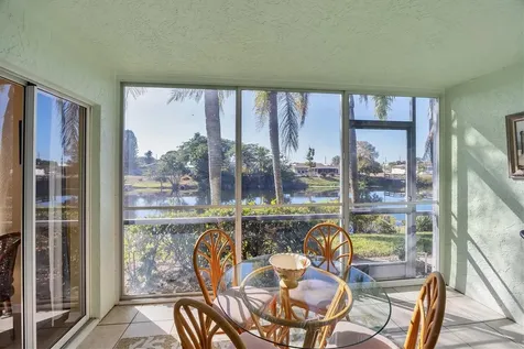 5725 Greenwood Avenue North Port FL 34287