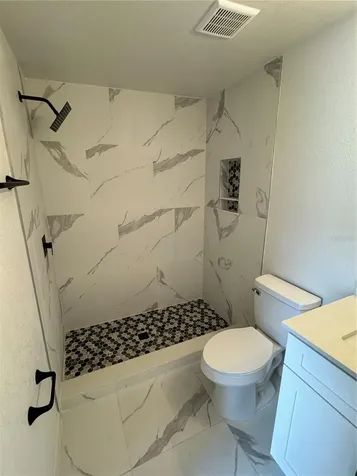 7712 W Powhatan Tampa FL 33615