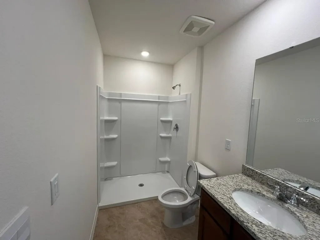 1532 Lumber Avenue Davenport FL 33837