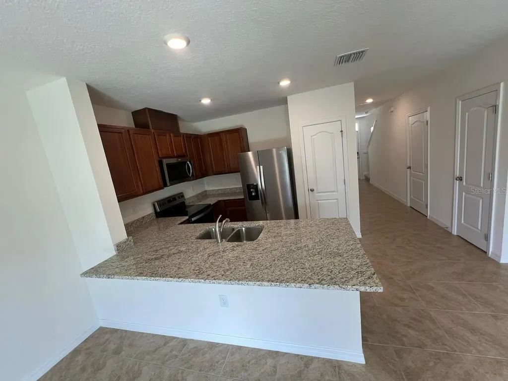 1532 Lumber Avenue Davenport FL 33837