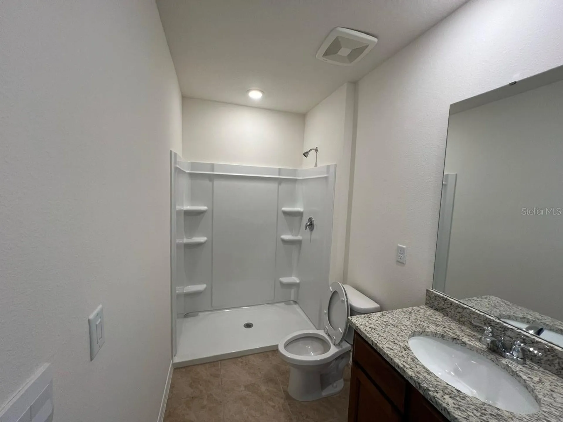1532 Lumber Avenue Davenport FL 33837