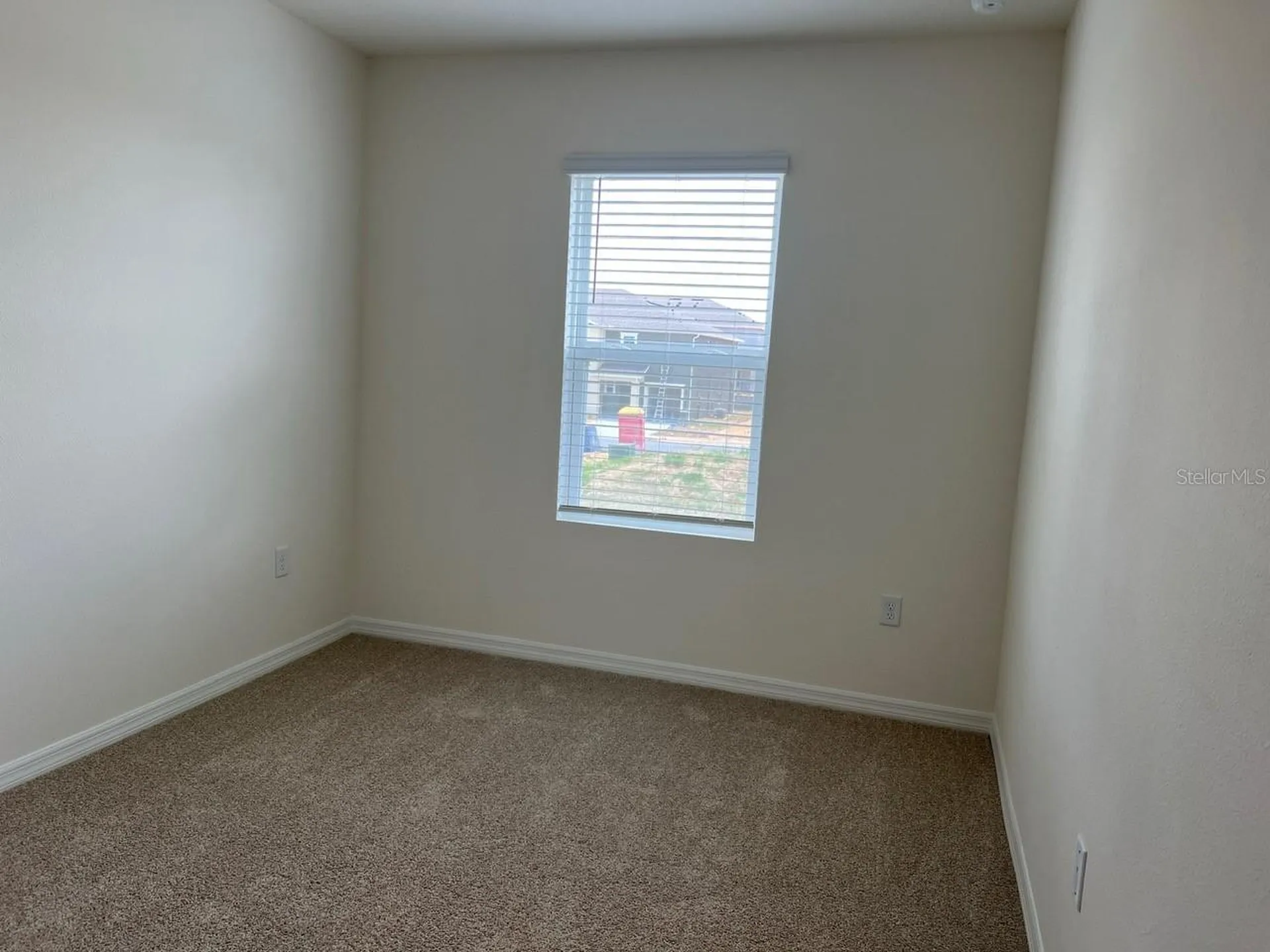 1532 Lumber Avenue Davenport FL 33837