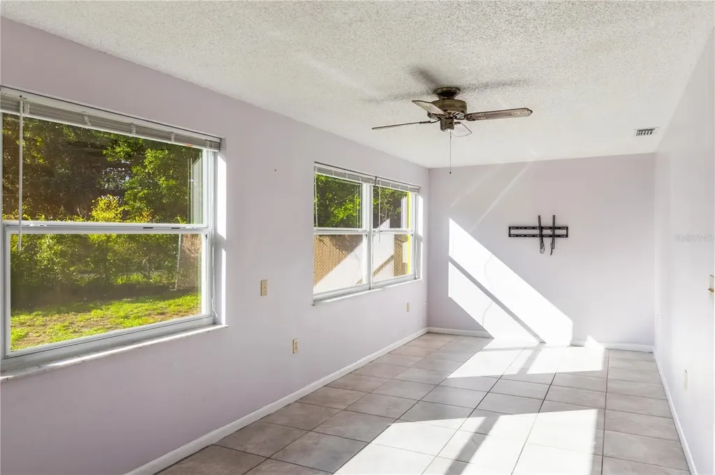 1163 Lake Drive Waverly FL 33877