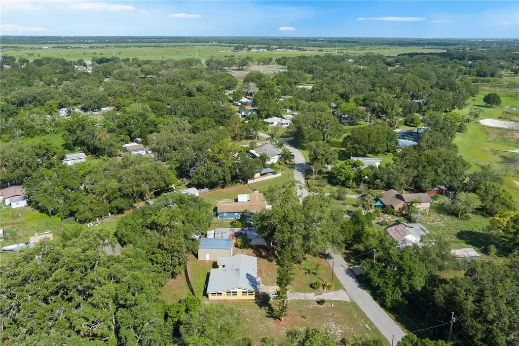 1163 Lake Drive Waverly FL 33877