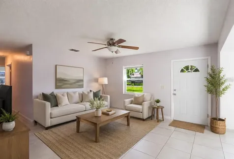 1163 Lake Drive Waverly FL 33877