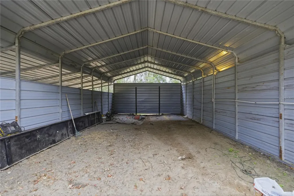 18400 N Us Highway 441 Reddick FL 32686