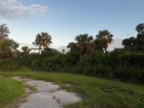 Dune Court North Port FL 34288