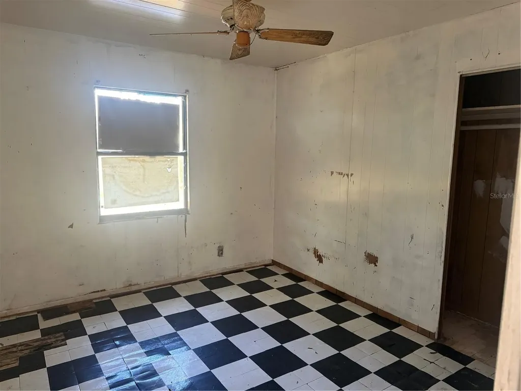 830 Bloxham Avenue Punta Gorda FL 33982