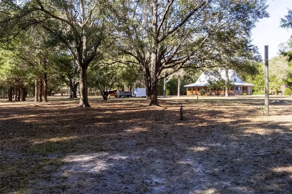 8350 NW 77th Place Chiefland FL 32626