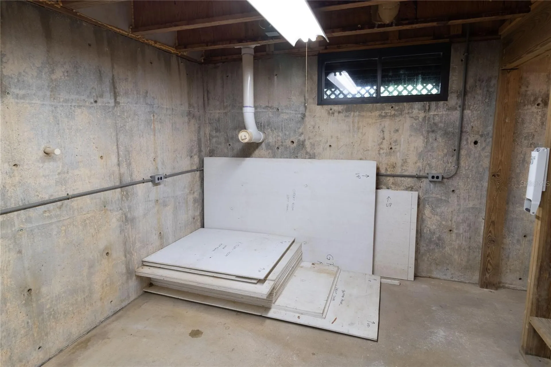 8350 NW 77th Place Chiefland FL 32626