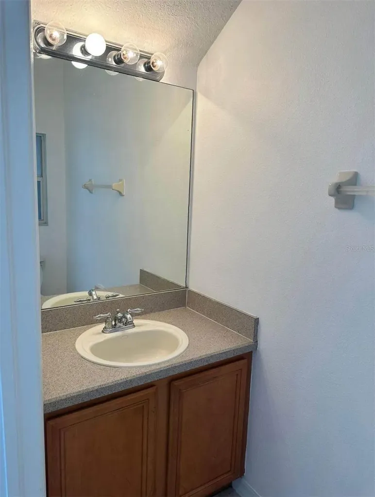 8961 Iron Oak Avenue Tampa FL 33647