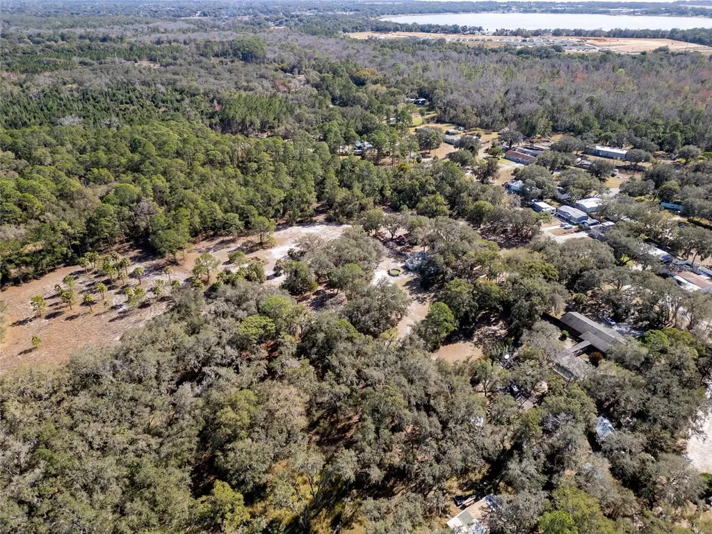 8725 Treasure Island Road Leesburg FL 34788