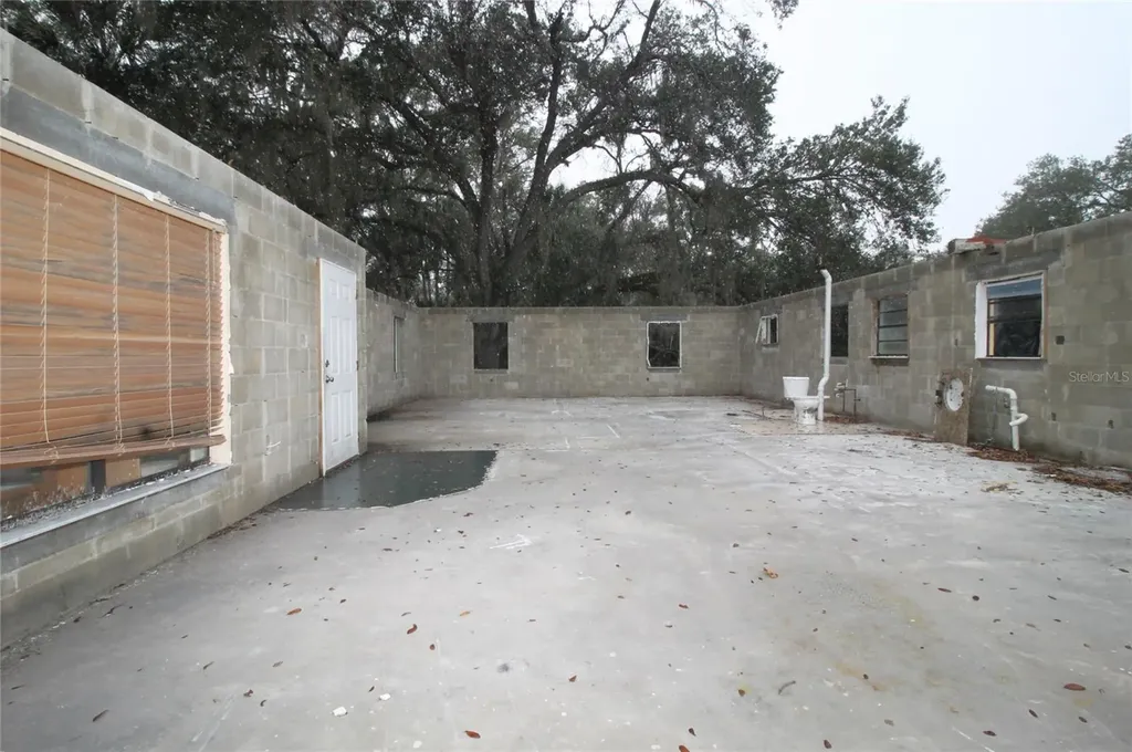 8725 Treasure Island Road Leesburg FL 34788