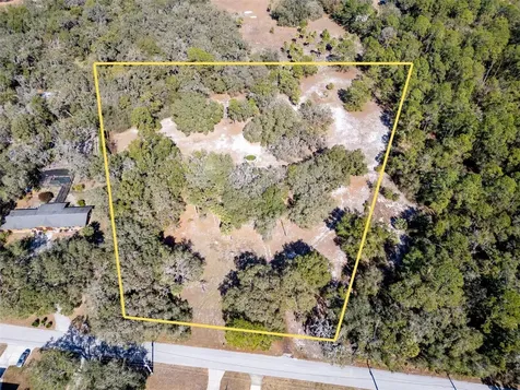 8725 Treasure Island Road Leesburg FL 34788