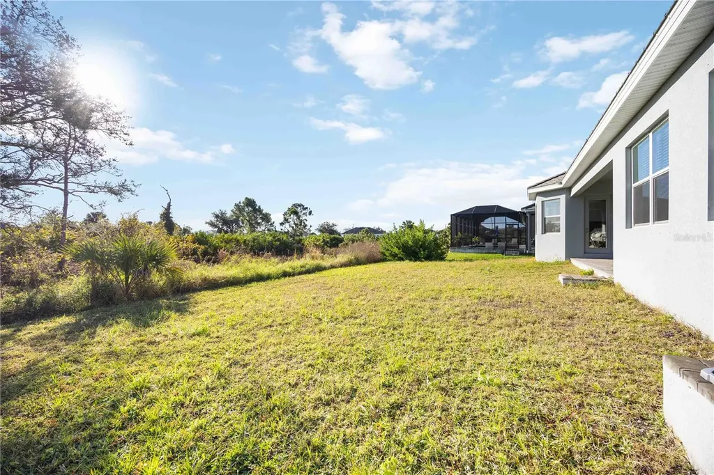 10016 Duquesne Street Port Charlotte FL 33981