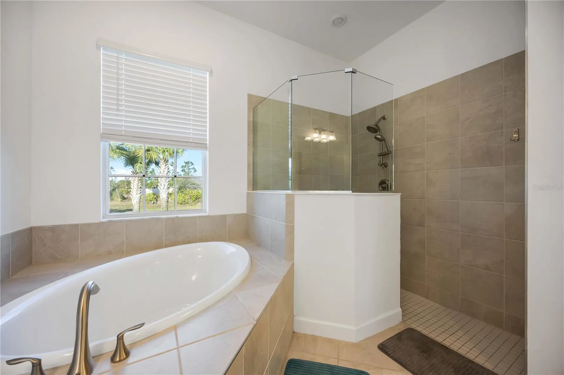 10016 Duquesne Street Port Charlotte FL 33981